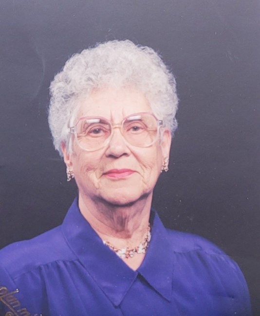 Obituario de Lillian E. Gaj