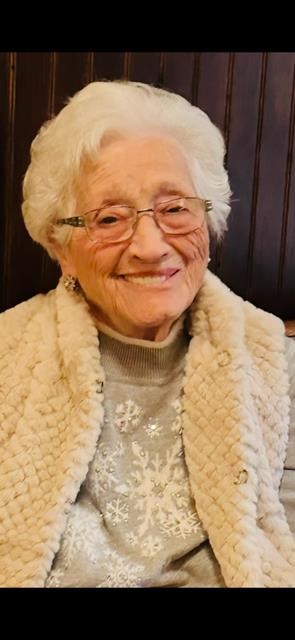 Obituario de Josephine "Dolly" McCabe