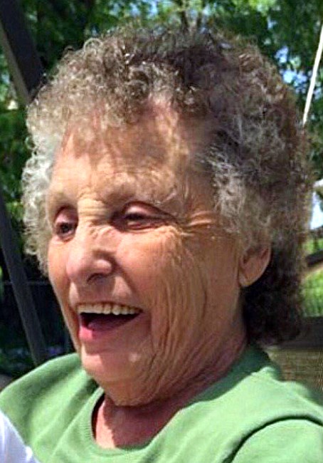 Obituary of Dolores Thomas
