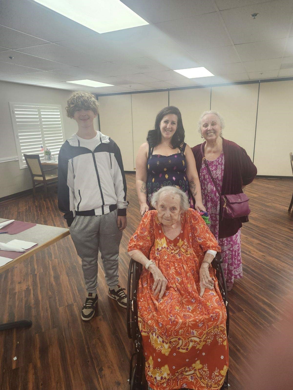 Obituary of Evelyn "Evie" Harrington