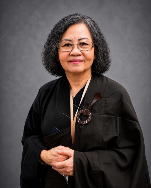 Obituary of Em Tran