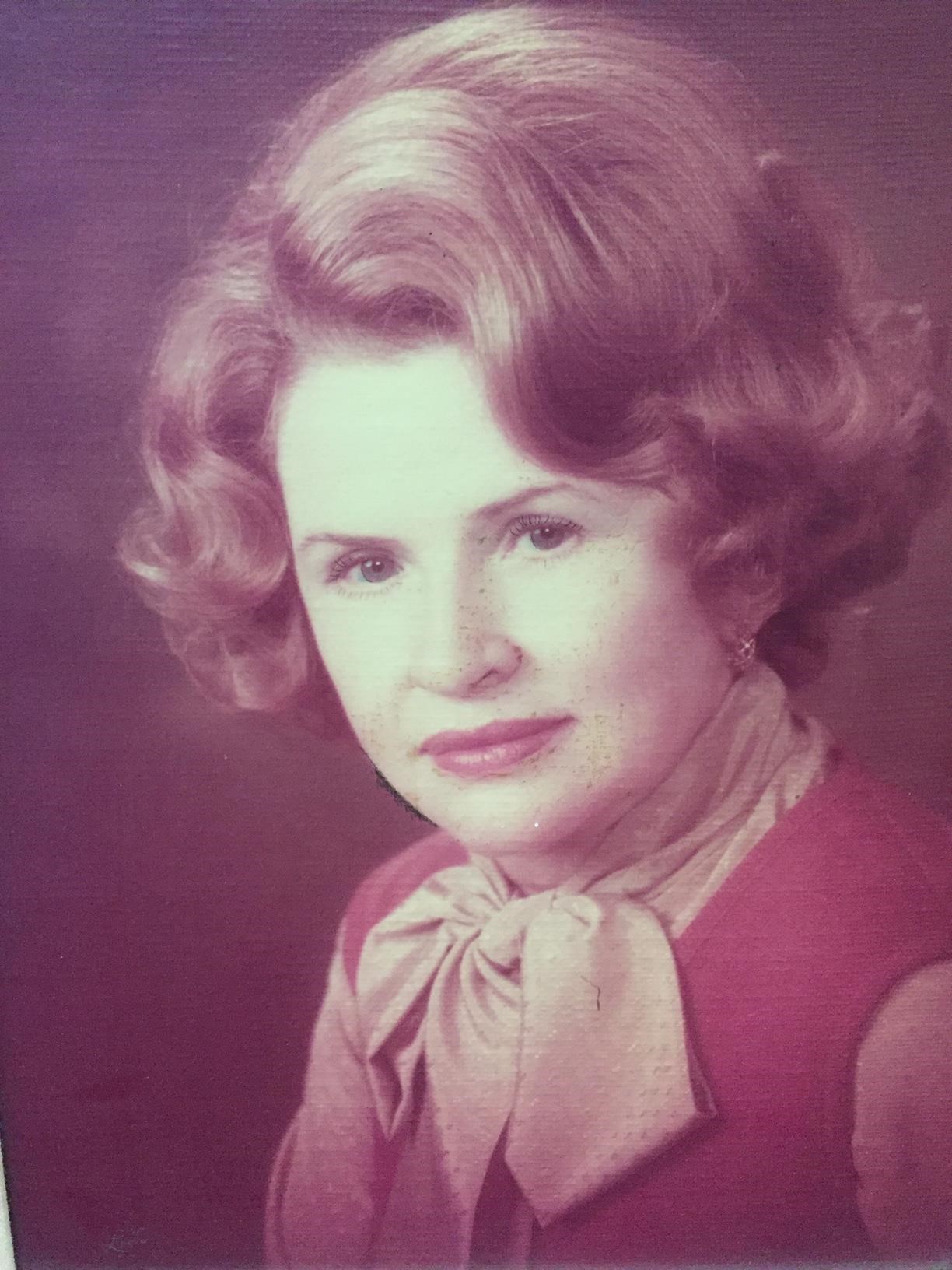 Obituary of Mary Helen Gaddis Carr