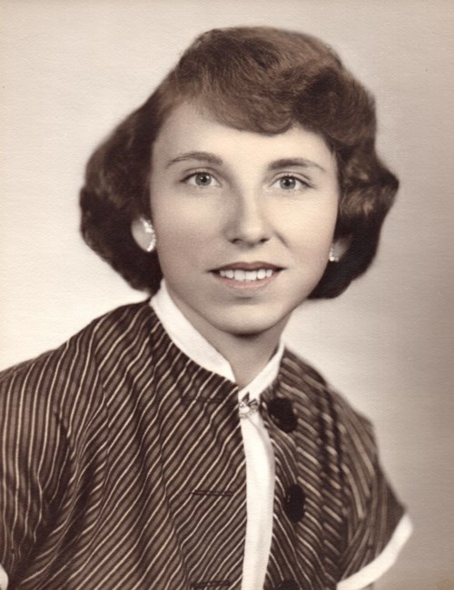 Obituary of Evelyn Crowell