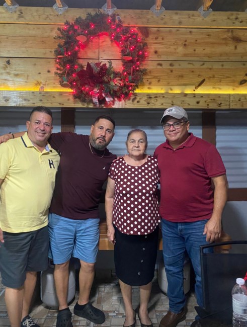 Obituary of Cecilia Reyes Nieves