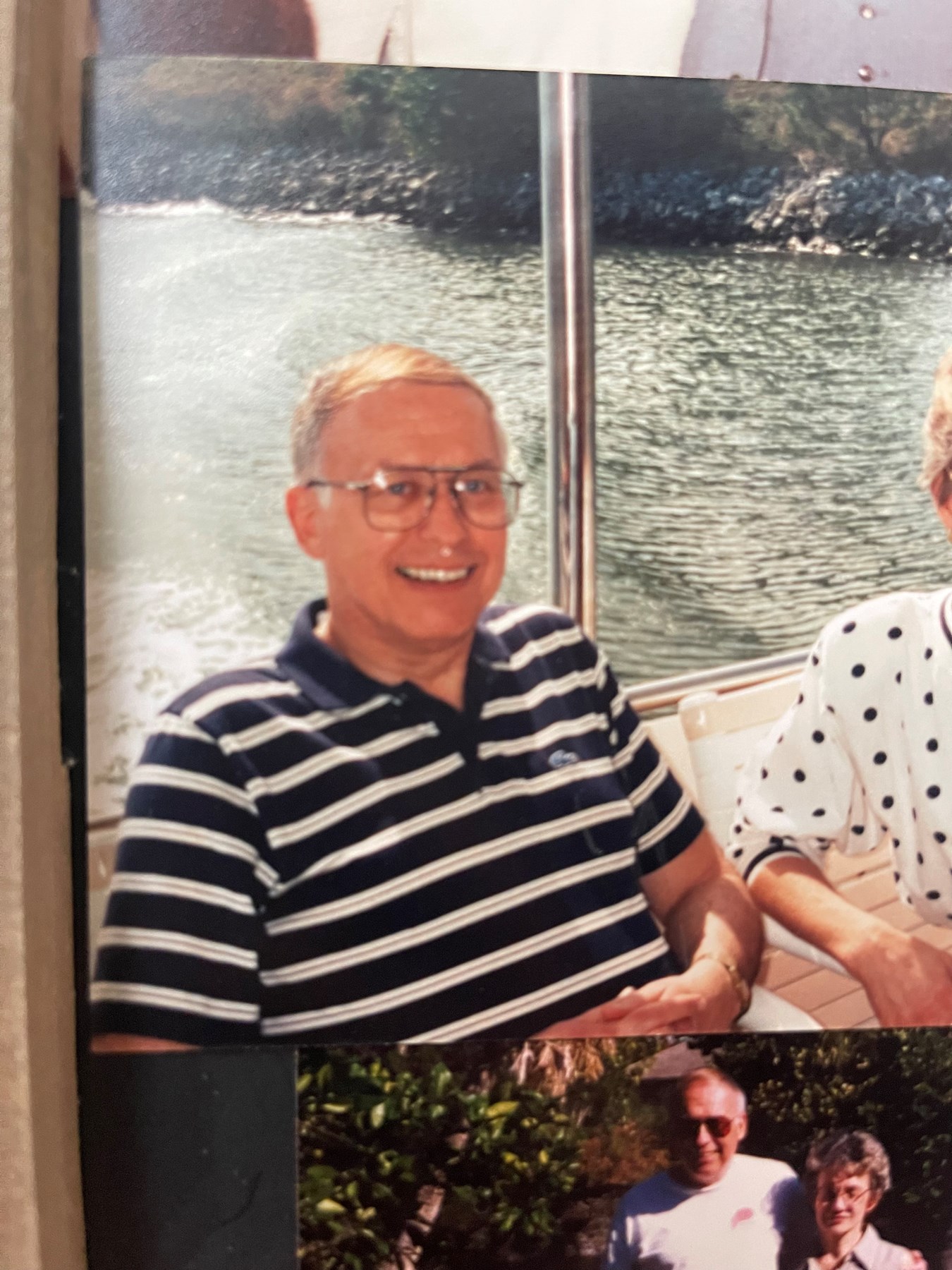 Avis de décès de William J. Masloske