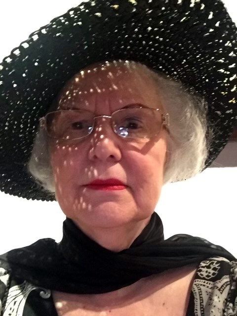 Obituary of Betty West Leasure