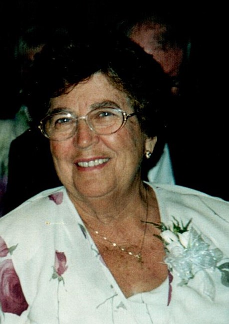 Obituario de Mrs. Katharina Kratz