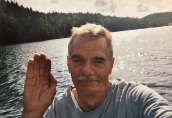 Obituary of Harry Van Aperloo