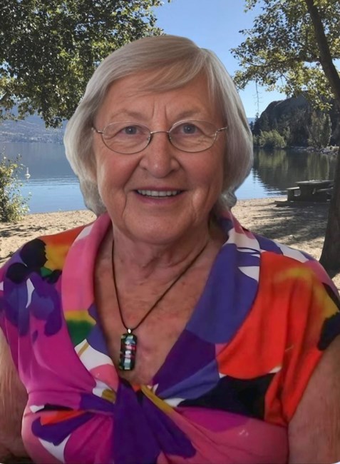 Obituary of Pearl Betty MacKenzie