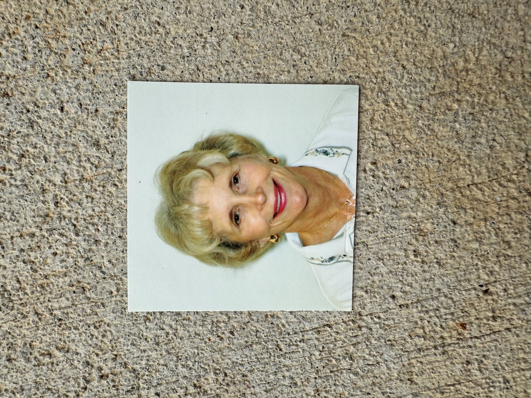 Obituary of Vivian Leaf Benshoff