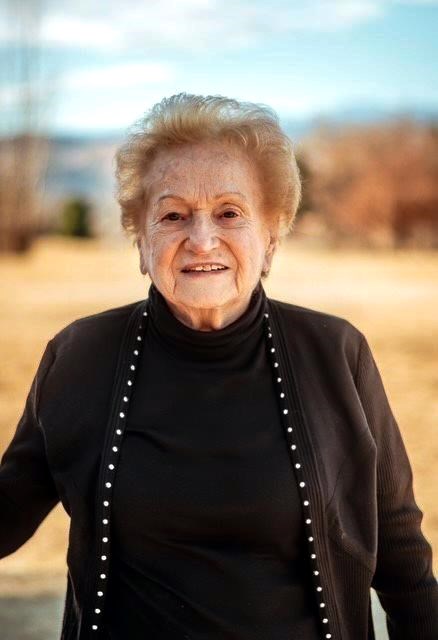 Obituary of Helen Isabelle Kelly