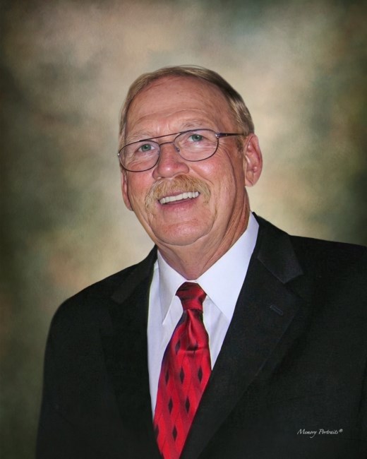 Obituary of Lee Tuxhorn