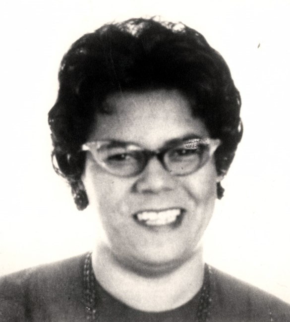 Obituary of Mary Helen Cook