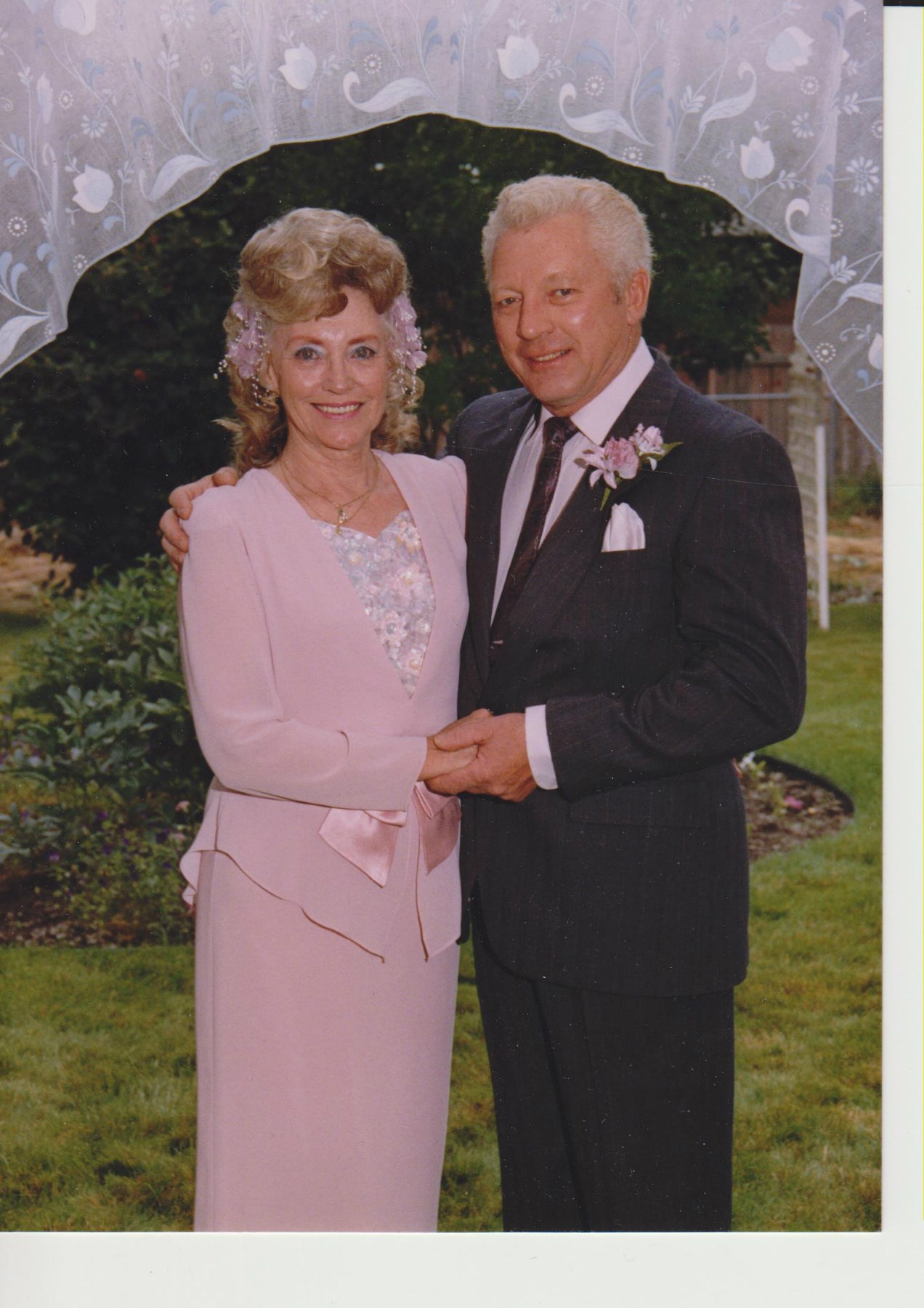 Obituary of Kenneth R. Perry