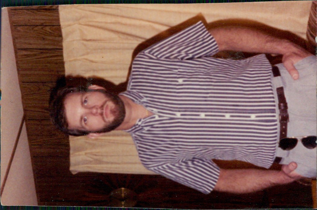 Obituary of Glenn Everett Gray