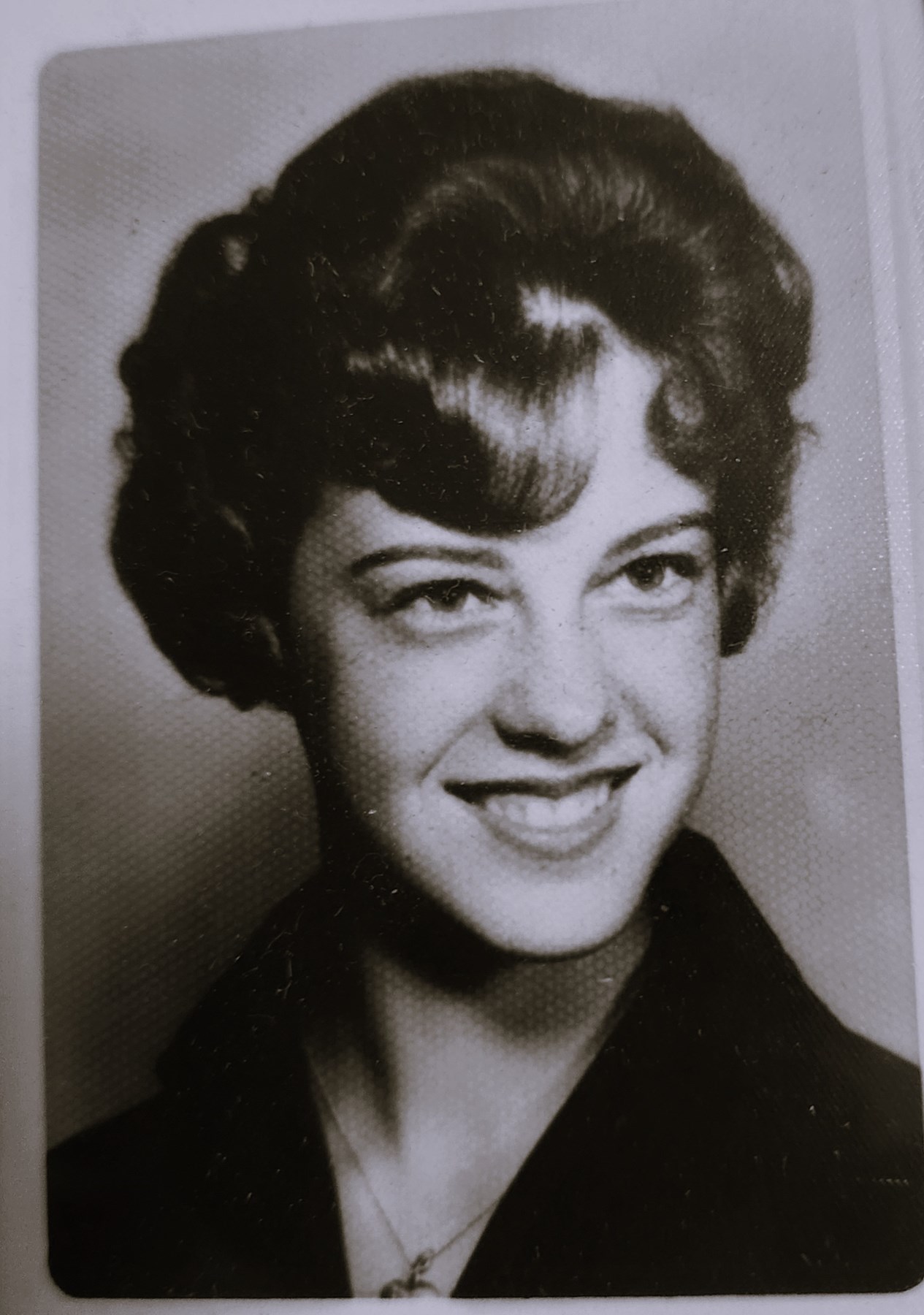 Obituary of Sharon Dowty Lindquist