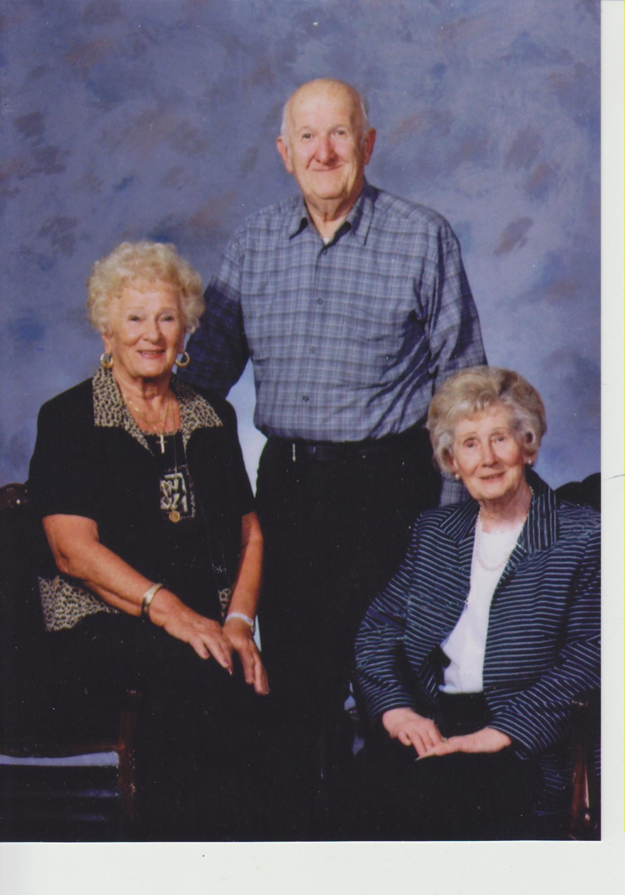 Obituary of Mrs. Stella Helen Jakul Melville