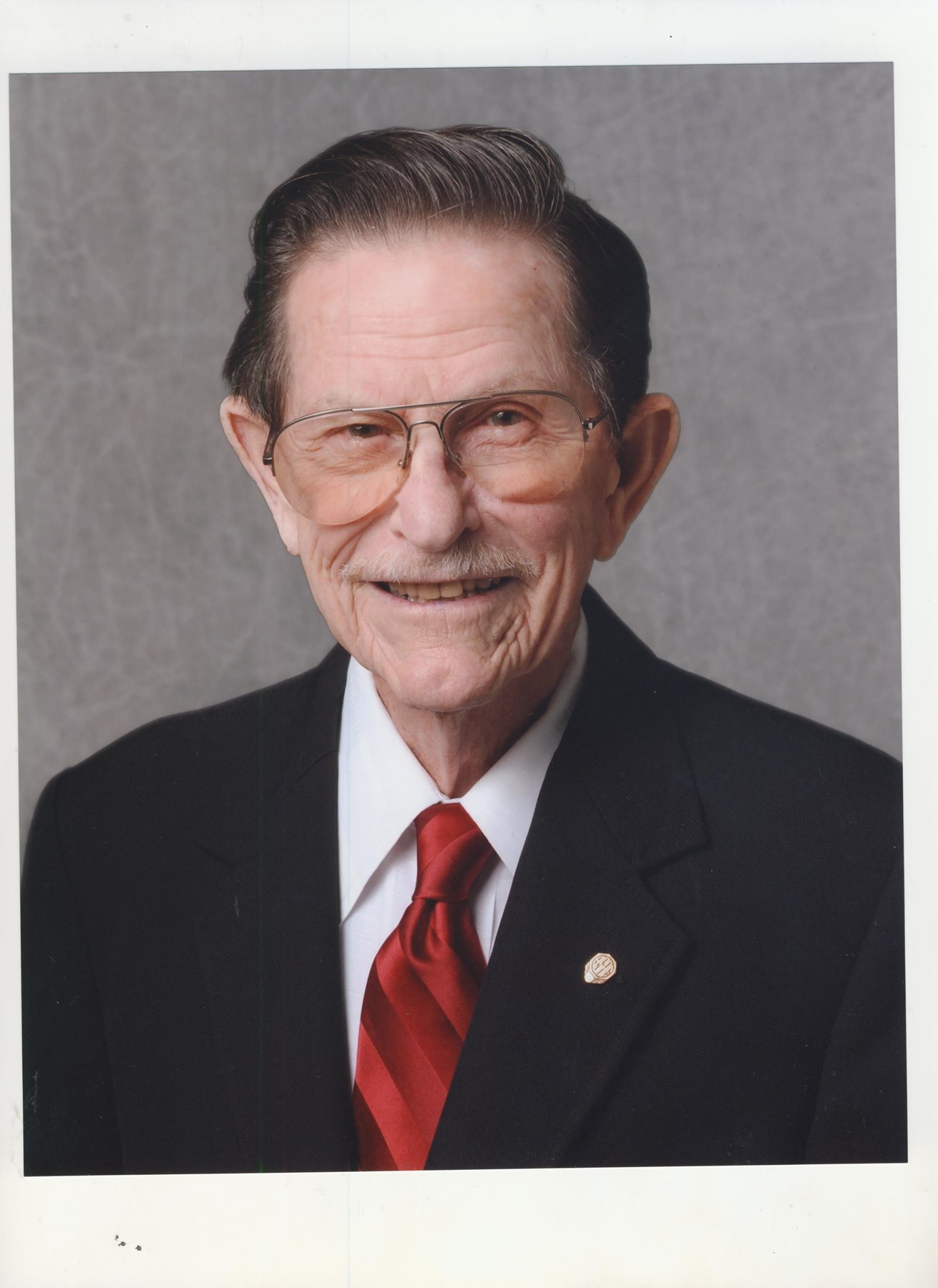 Obituary of Dr. Robert Jack Downs