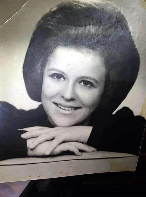 Obituario de Irene Julia Wnek