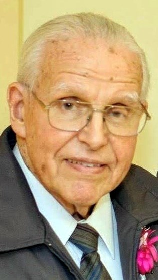 Obituario de Eugene "Gene" Arnold