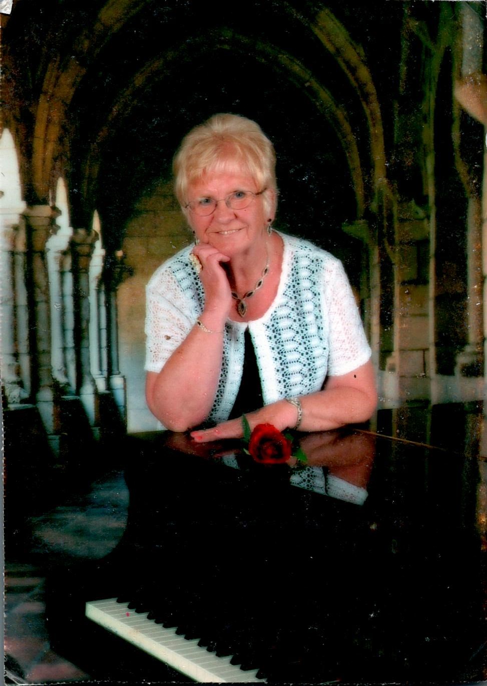 Obituary of Peggy R Lawson