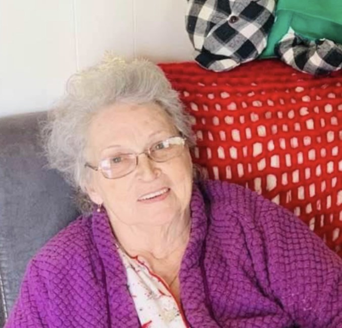 Obituary of Mrs. Loretta C Holt
