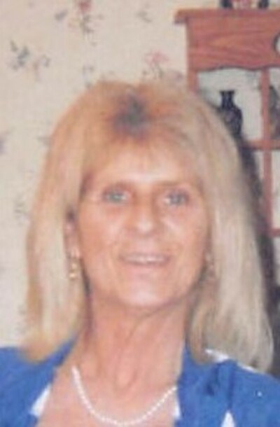 Obituary of Molly Bea Arnett