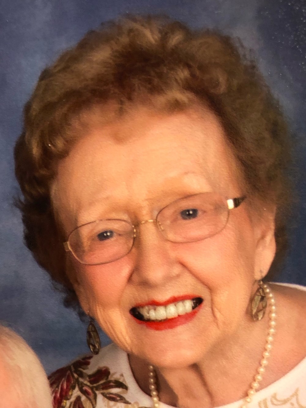 Obituary of Evelyn C. Barton