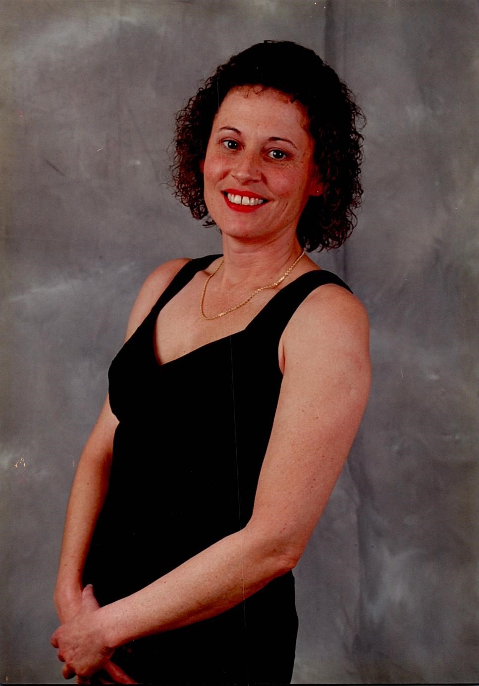 Obituary of Rhonda Mae Carroll