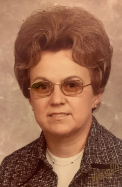 Obituary of Marian Peavy Ross