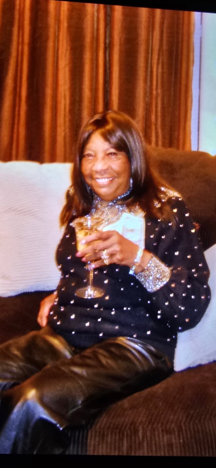 Obituary of Sammie Yvonne Murphy " Von"  "Dear"