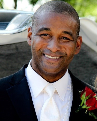 Obituario de Valienti "Val" Antonio Henry