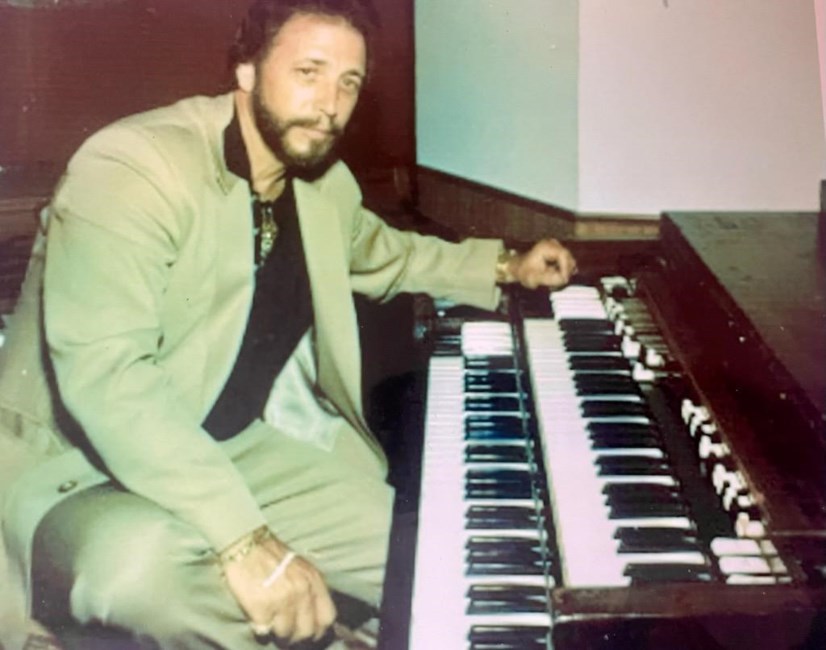 Obituary of Robert A. Angell Jr.