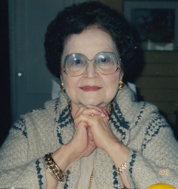 Obituary of Mary Elizabeth Wills