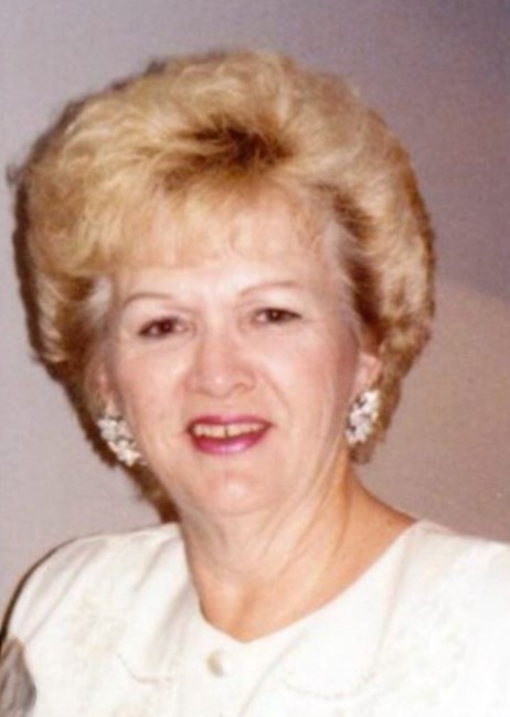 Obituary of Elizabeth "Betty" Marie Safranek