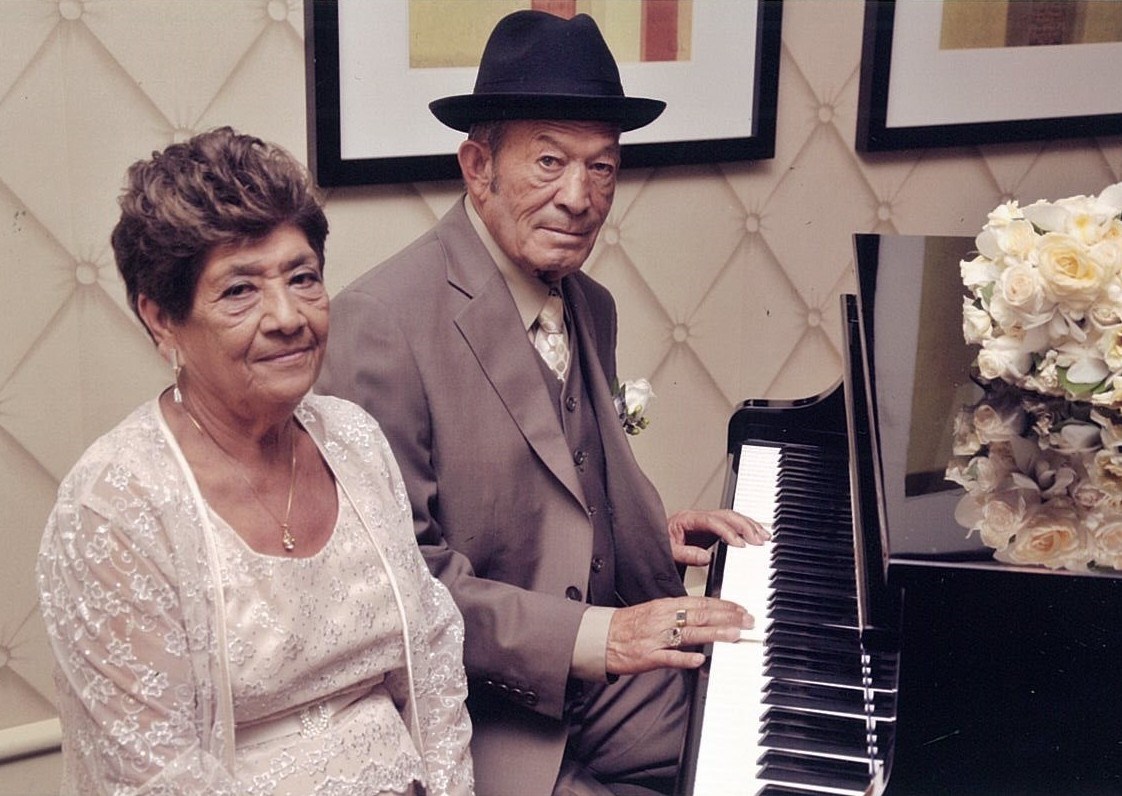 Obituary of Elisa Navarro De Zavala