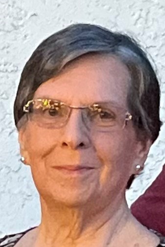 Obituary of Linda B Folsom