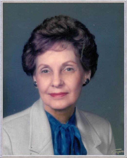 Obituary of Maxine E. Watts