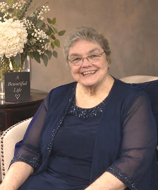 Obituary of Charlotte Gayle Lynch