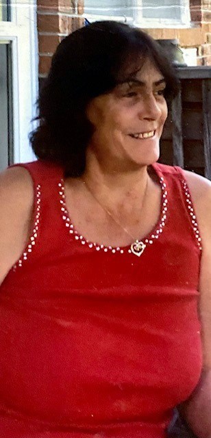 Obituary of Roseann Hunnewell