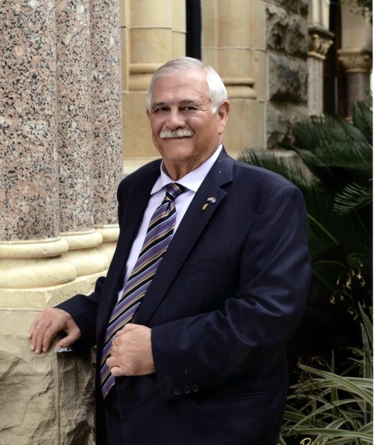 Avis de décès de The Honorable Donald Ray Pozzi