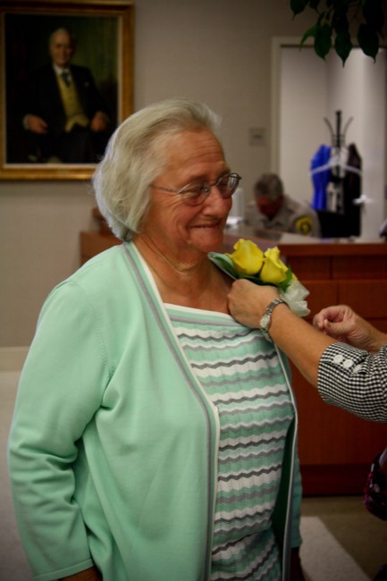 Obituary of Murial Mary Morris