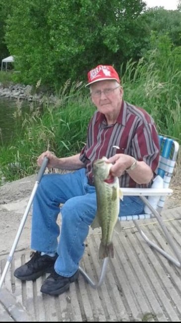 Avis de décès de Vernon Buckner Georgesen