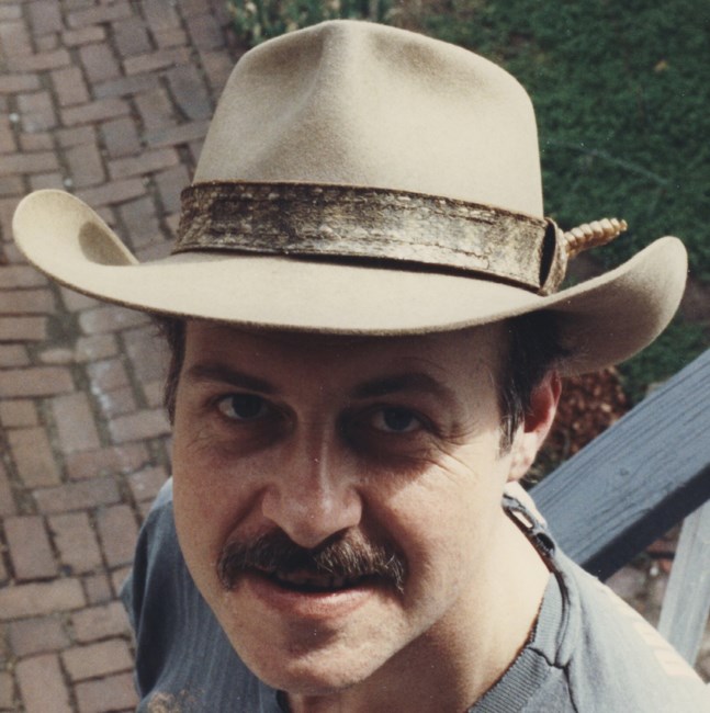 Obituary of Calvin Michael "Mike" Huckabee