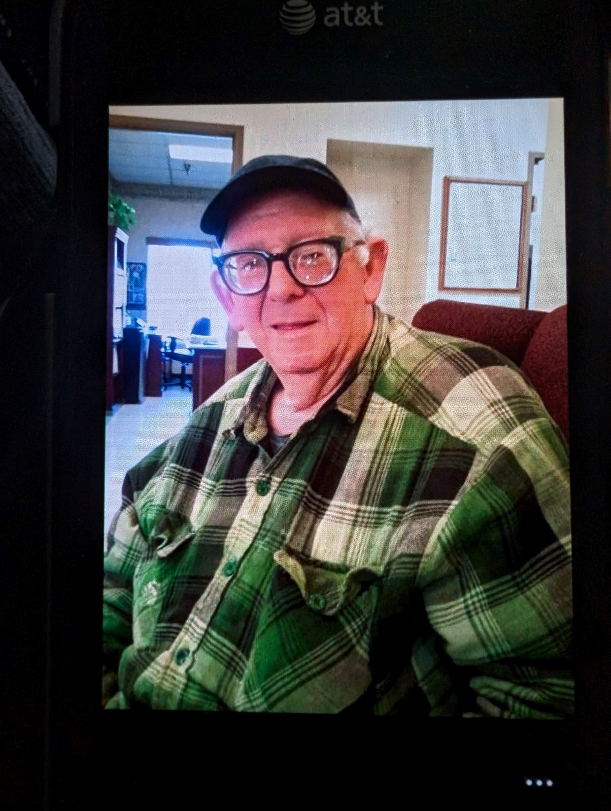 Obituario de William Douglas Thickitt