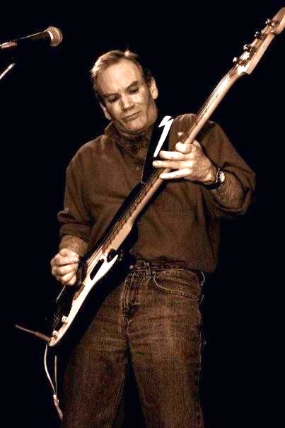 Obituary of Robert Roy Mooney