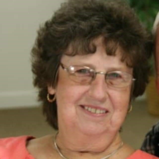 Obituary of Bonnie Pettie Nolen