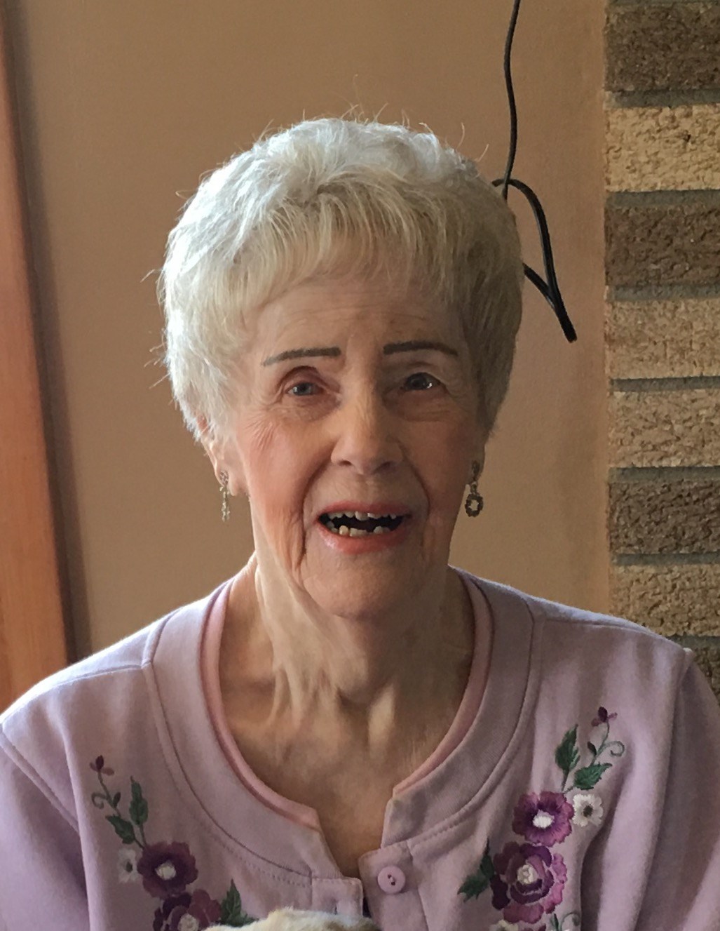 Obituario de Mary Alice Adams