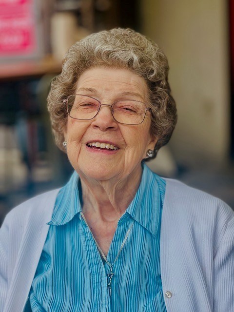 Obituario de Emily H. Lavelle