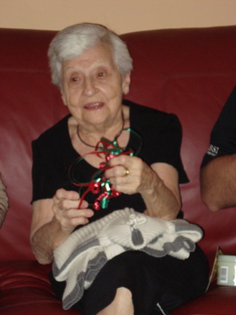 Obituary of Olga Szabo
